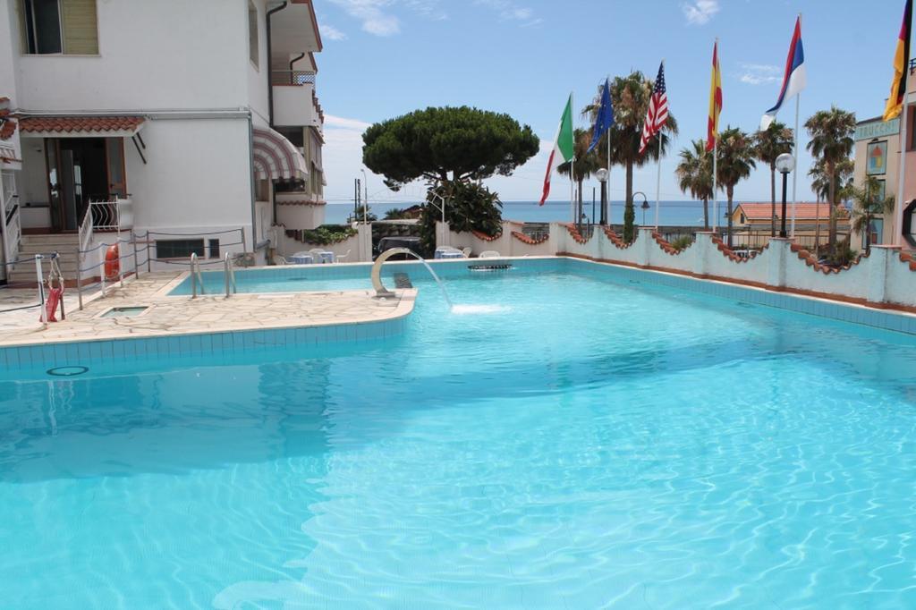 Hotel Ariston Montecarlo Σαν Ρέμο Εξωτερικό φωτογραφία