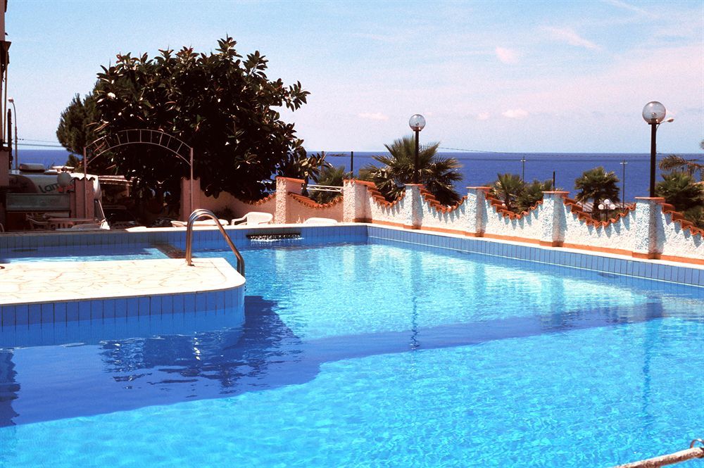 Hotel Ariston Montecarlo Σαν Ρέμο Εξωτερικό φωτογραφία